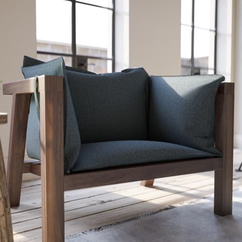 ADARA LOCH thumbnail 3