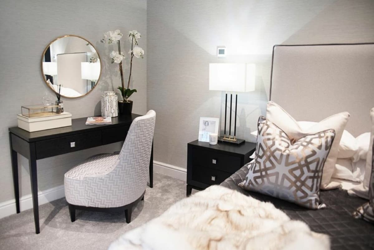 Compact Club Chair - Anzio Occasional Chair 2 - Signature Furniture.