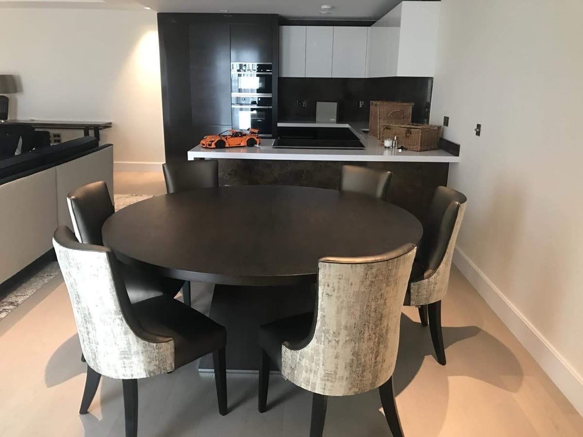 Square Cutout Chair - Como Ding Chair (Gallery)