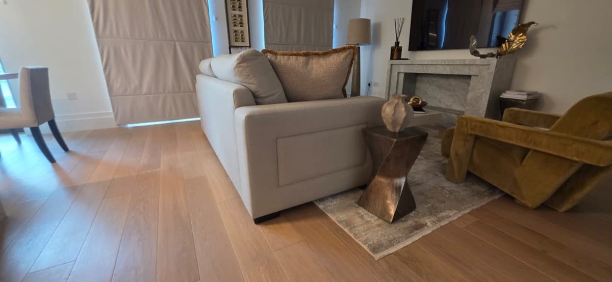 Wide-Arm Modern Sofa - George Sofa 5 - Signature Furniture