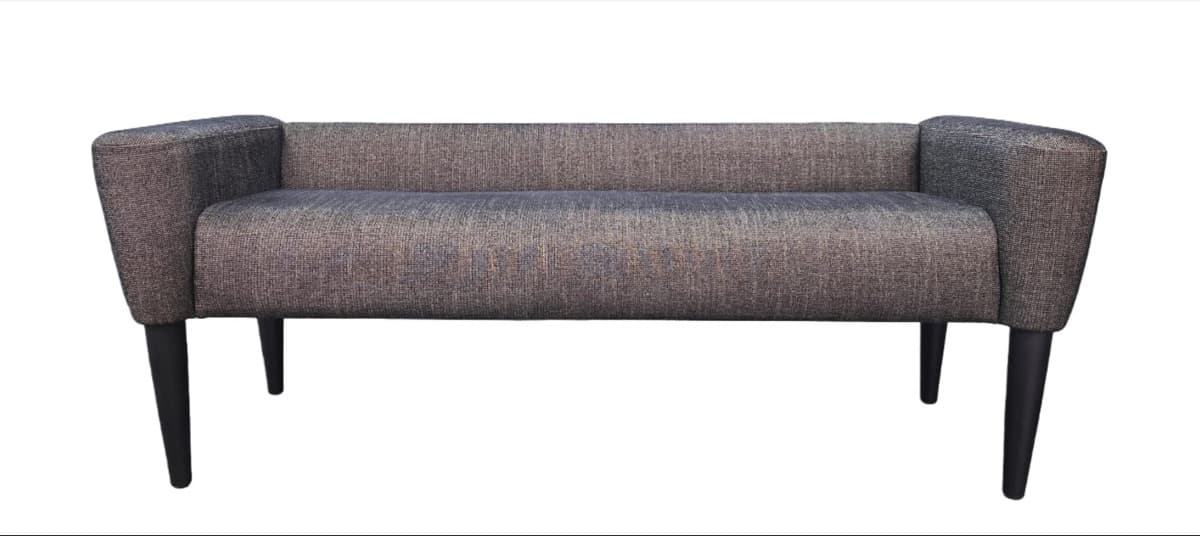 Classic Daybed - Hanningfield Bench Front - Signature Furniture