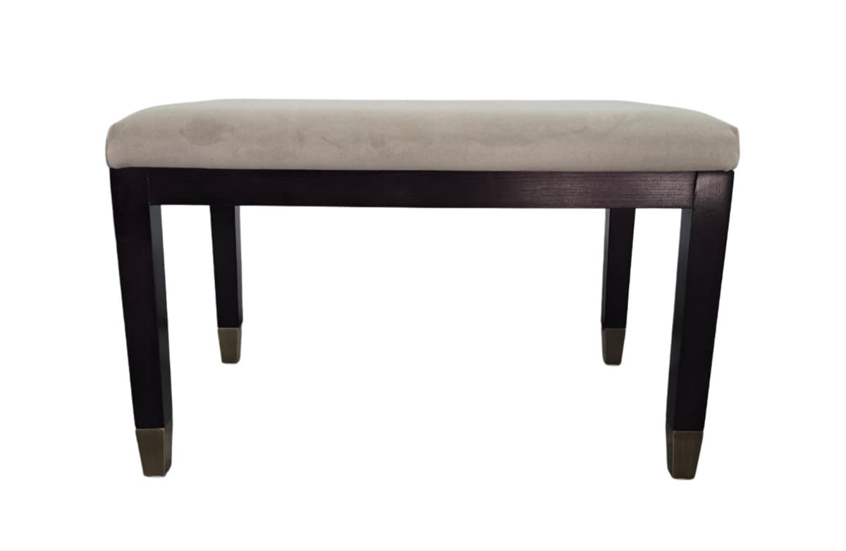 Piped Daybed - Rosalyn Bench Front - Signature Furniture