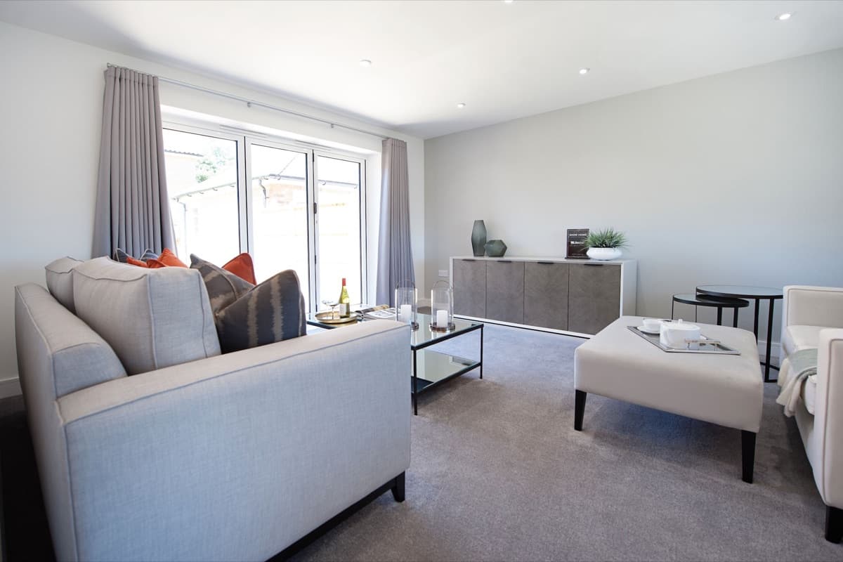 Curved Arm Sofa - Rossarno Sofa 3 - Signature Furniture