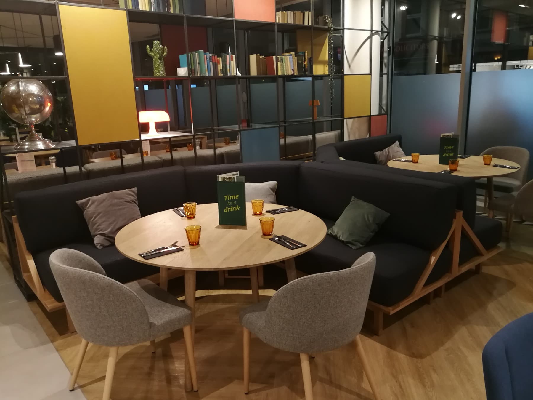 Hotel and cafe commercial upholstery in London
