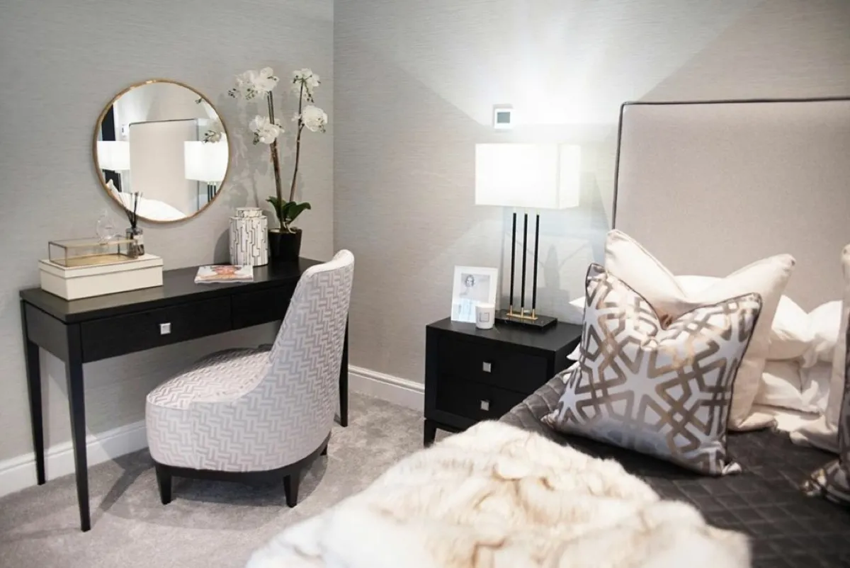 Compact Club Chair - Anzio Occasional Chair 2 - Signature Furniture.