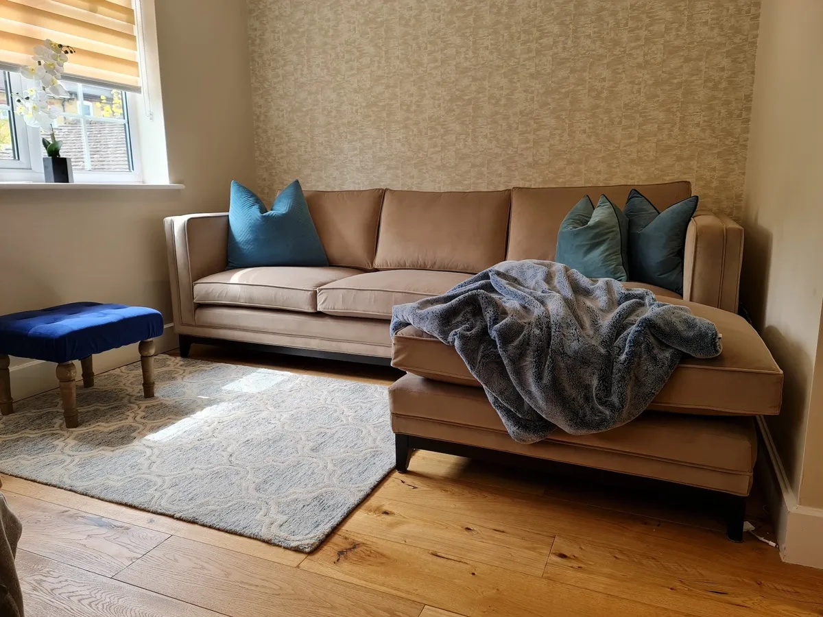 Boxy Modern Sofa - Connaught Deluxe Sofa 2 - Signature Furniture