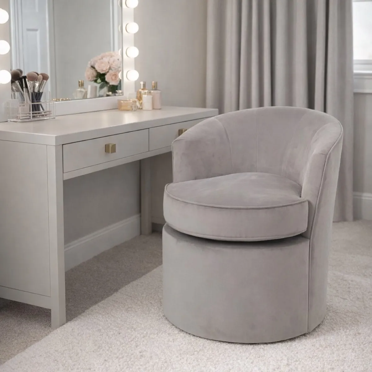 Vanity Tub Chair - Gable Occasional Chair 5 - Signature Furniture
