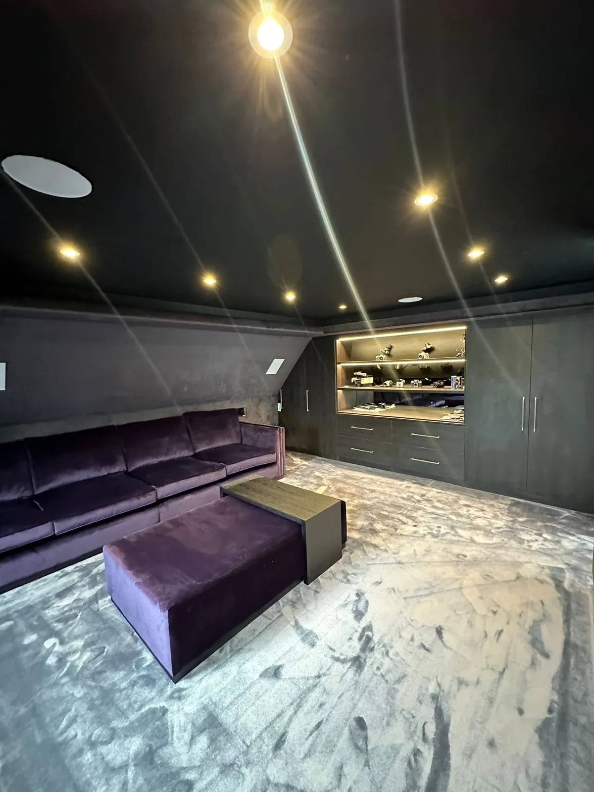 Storage Lift Ottoman - Genoa Footstool Gallery - Signature Furniture