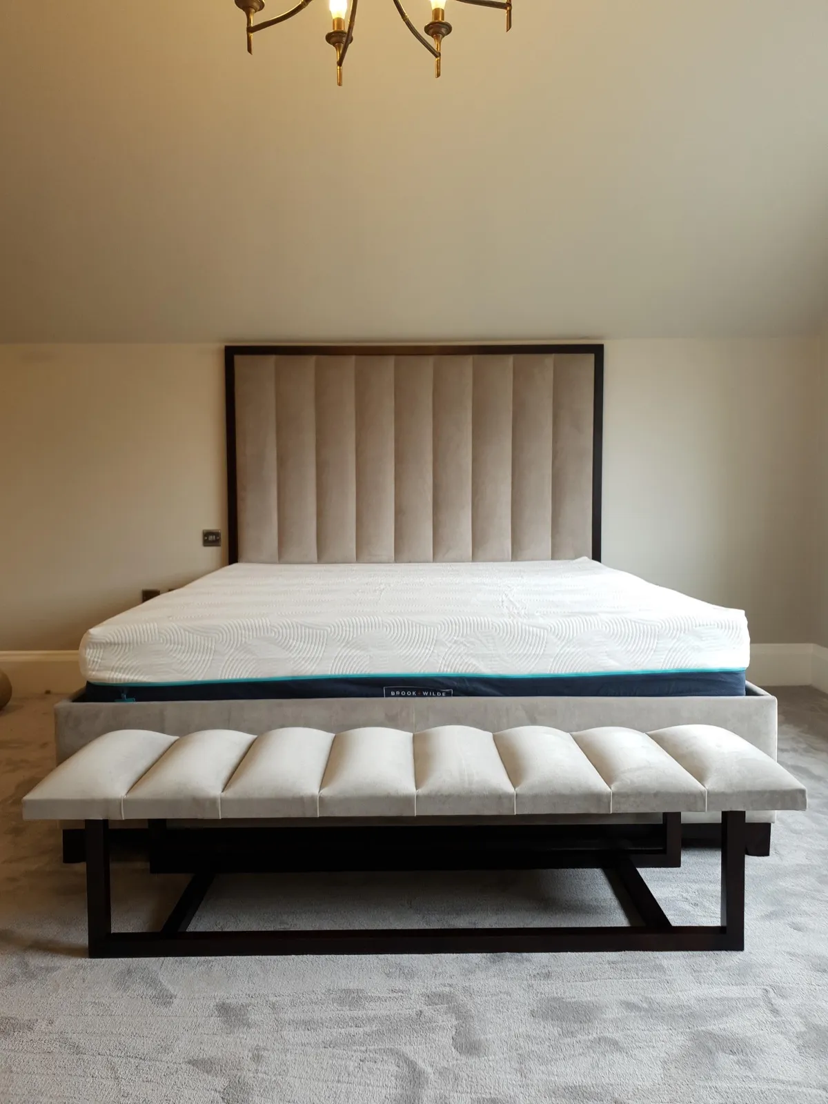 Scroll Arm Bed - Hutton Bed Gallery 2 - Signature Furniture