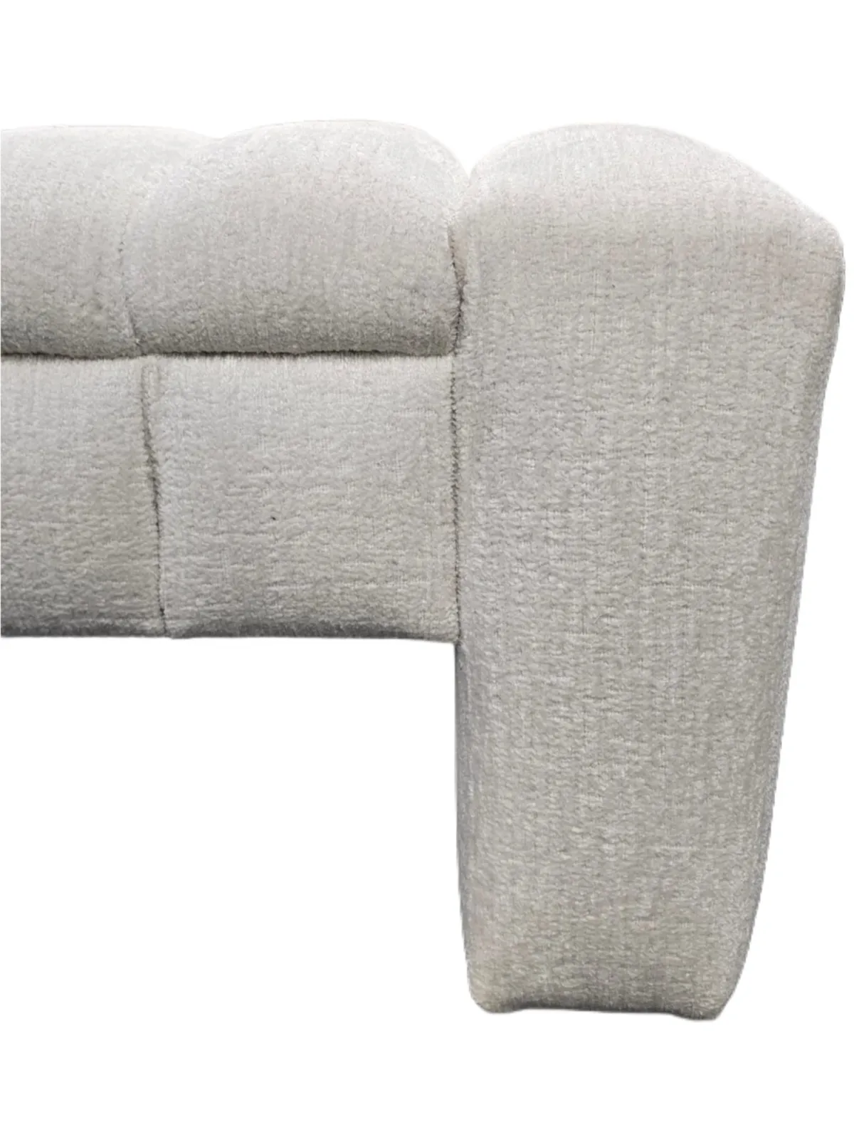 Flared-Arm Daybed - Natalie Bench Close - Signature Furniture